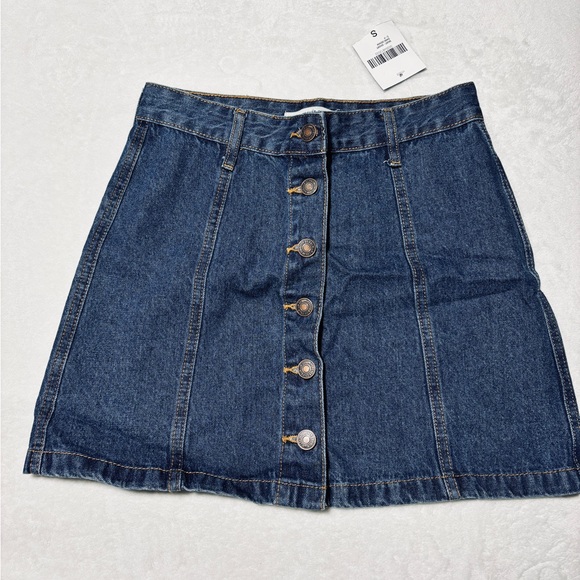 Forever 21 Blue Denim Skirt - Picture 1 of 2